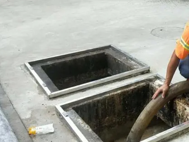 墨江化粪池清理